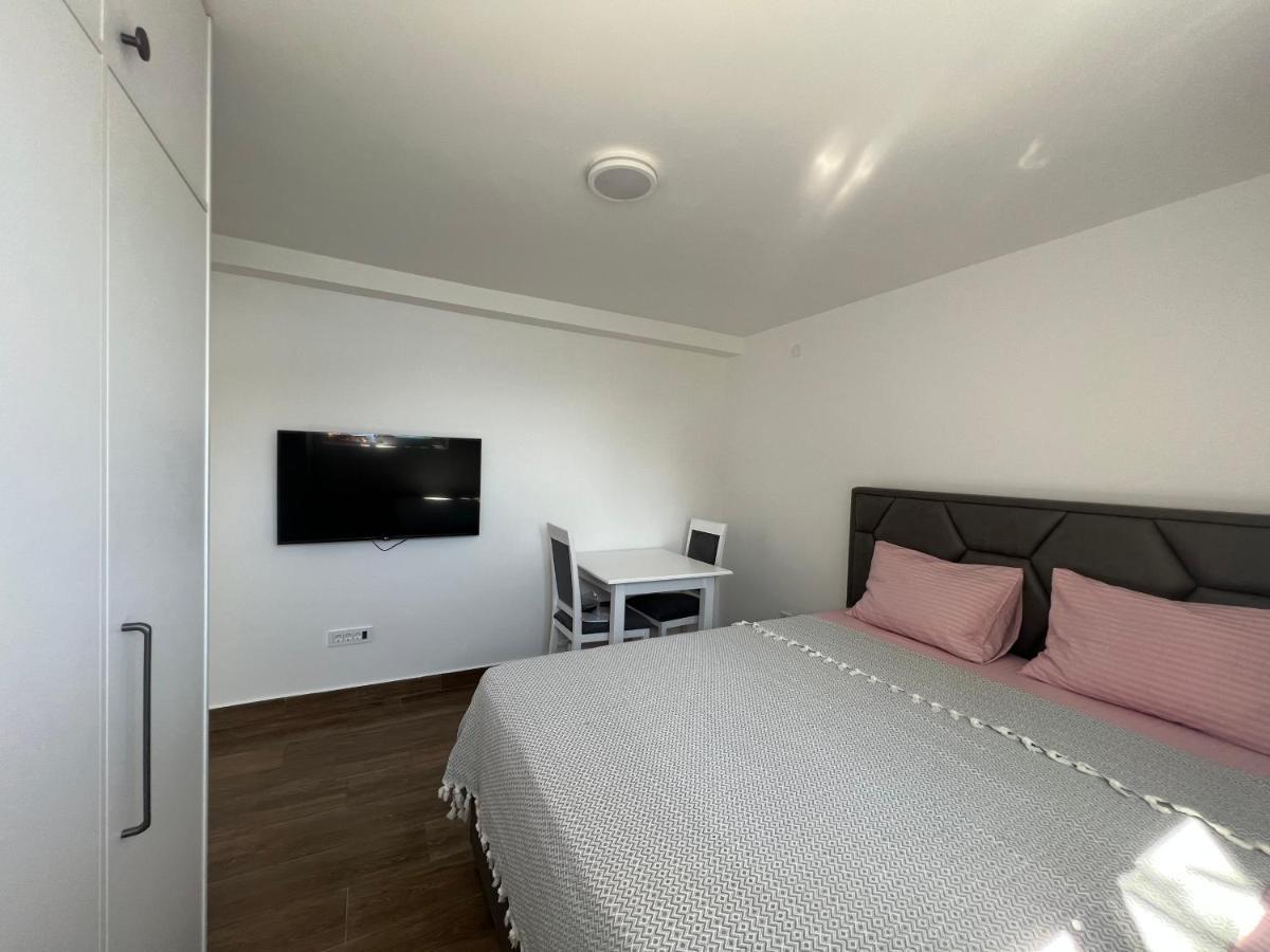 Azzure Apartment 乌尔齐尼 外观 照片