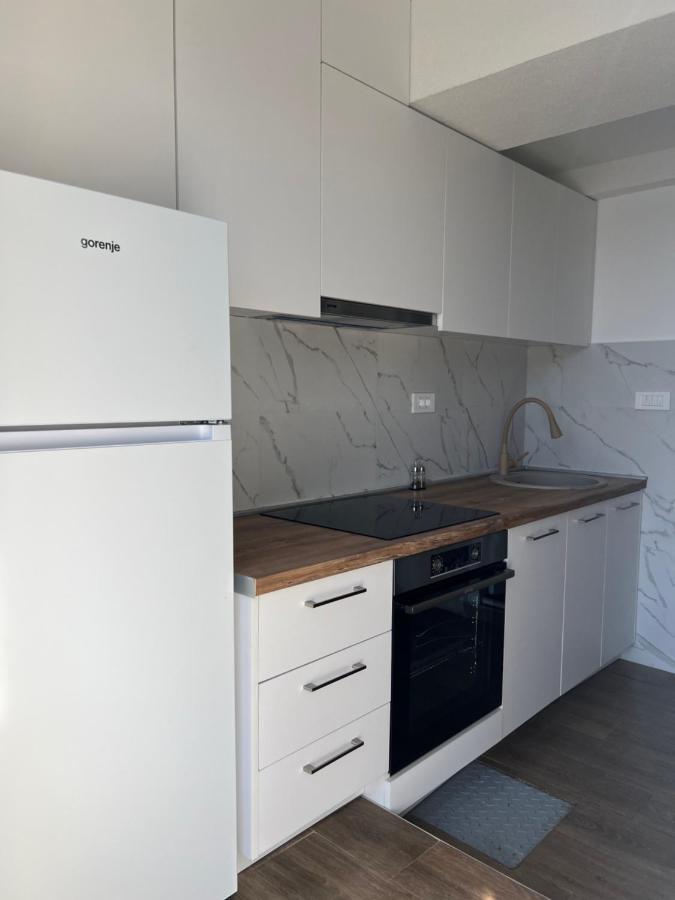 Azzure Apartment 乌尔齐尼 外观 照片
